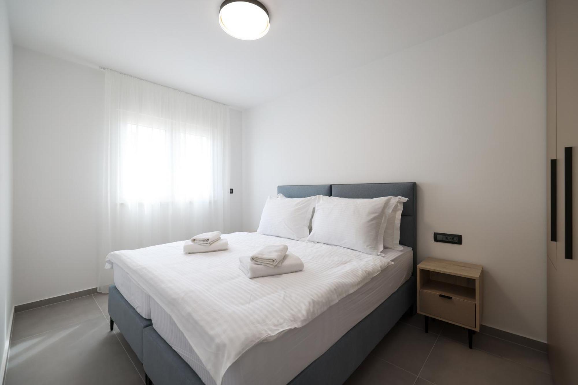 Deluxe Apartments Privlaka On The Sand 外观 照片